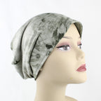 Gray tie-dye headscarf 